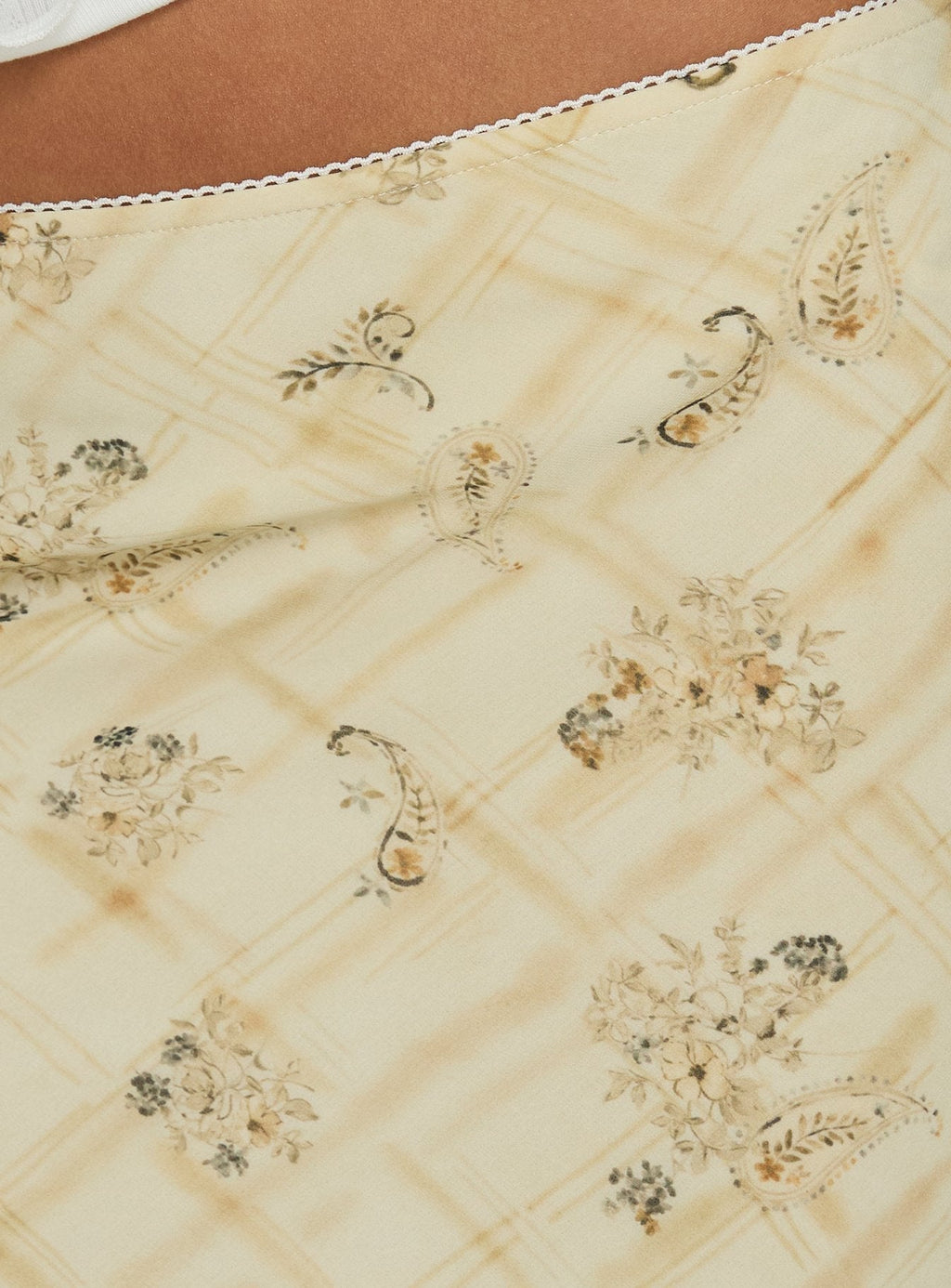 Evina Picot Trim Midi Skirt Yellow Paisley