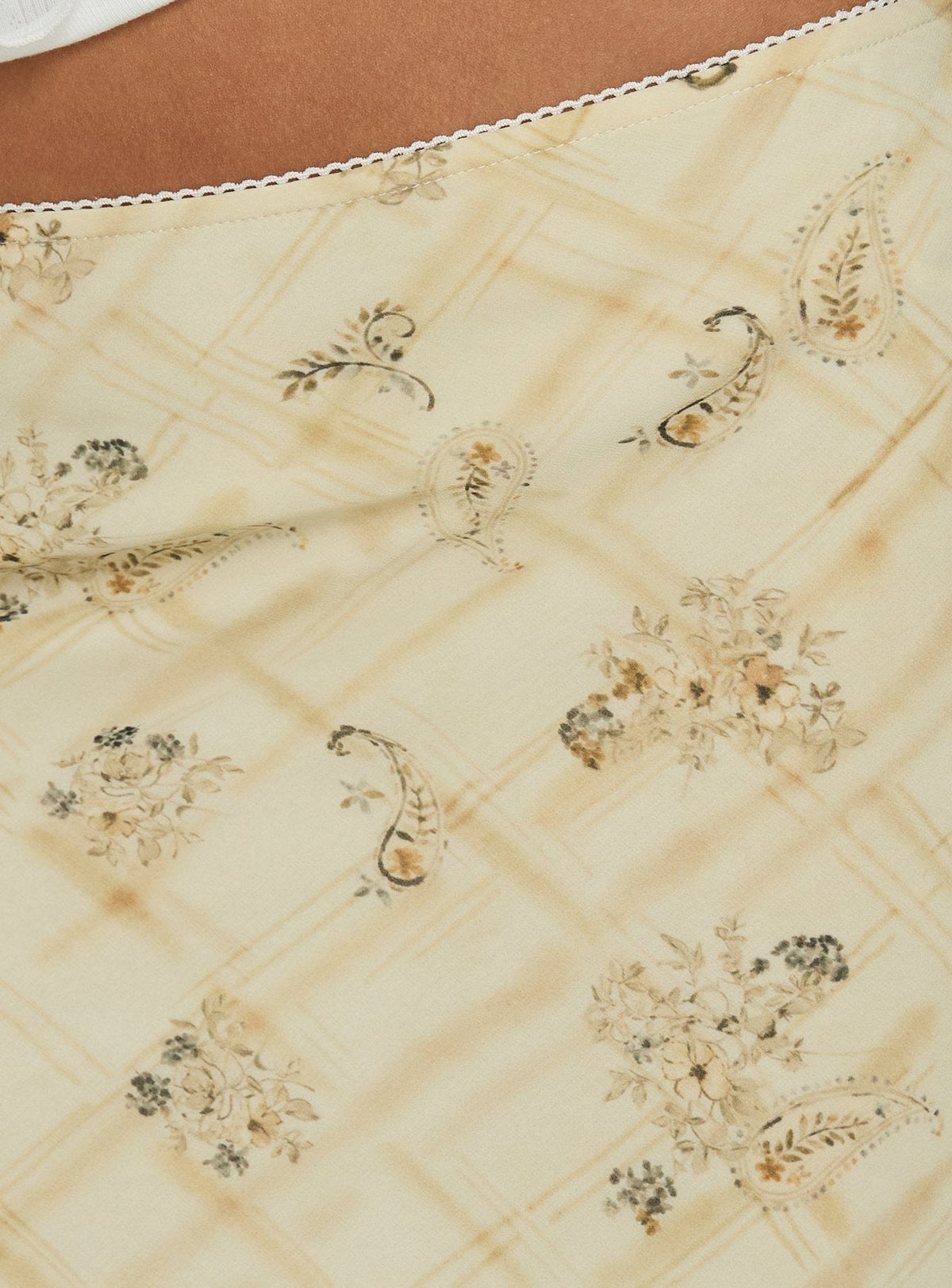 Evina Picot Trim Midi Skirt Yellow Paisley